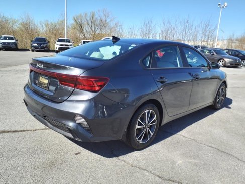 Used 2023 Kia Forte LXS image 16