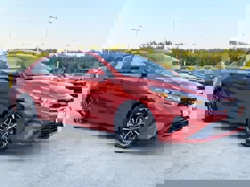 Used 2023 Kia Forte LXS image 6