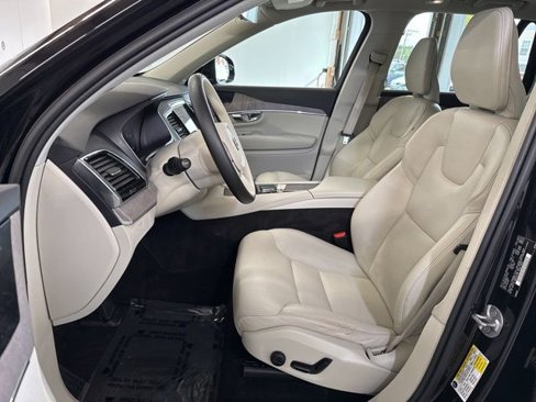 Certified 2023 Volvo XC90 B6 Plus w/ Protection Package Premier image 14