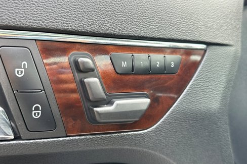 Used 2013 Mercedes-Benz E 550 Coupe image 13