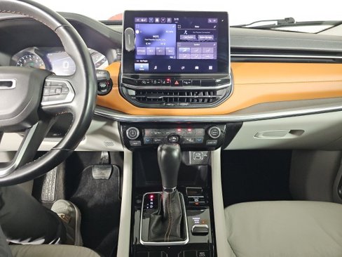 Certified 2022 Jeep Compass Limited image 19