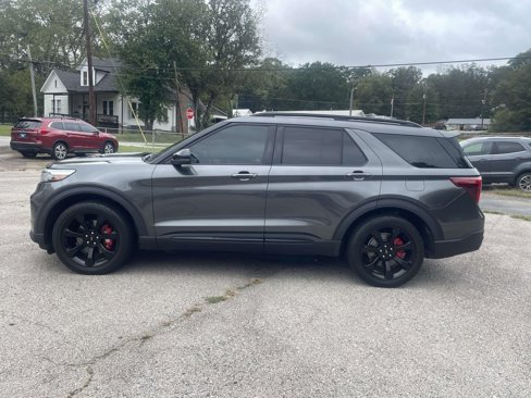 Used 2020 Ford Explorer ST w/ ST High-Performance Pack image 2