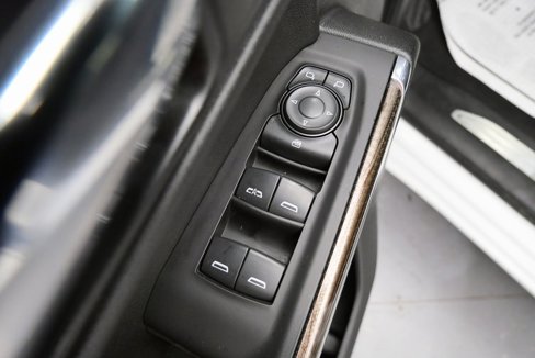 Used 2020 Chevrolet Silverado 1500 LT w/ All-Star Edition image 14