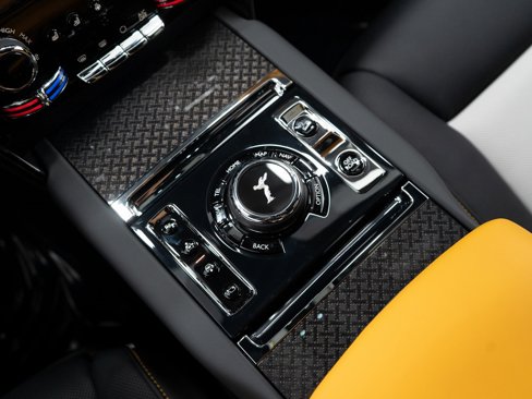 New 2025 Rolls-Royce Cullinan Black Badge image 40