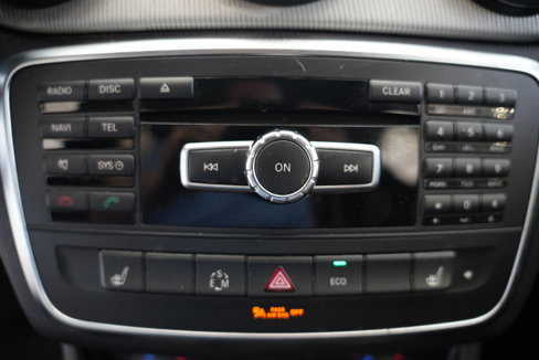 Used 2014 Mercedes-Benz CLA 250 image 21