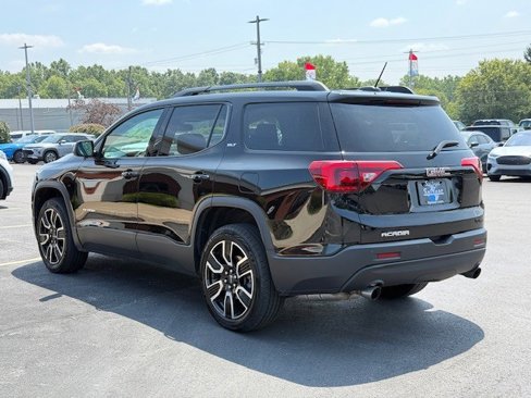 Used 2019 GMC Acadia SLT w/ Black Edition image 7