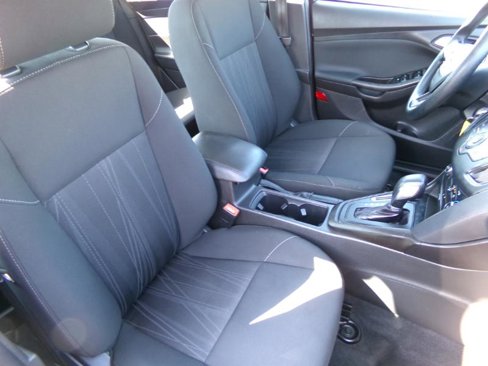 Used 2018 Ford Focus SE image 31