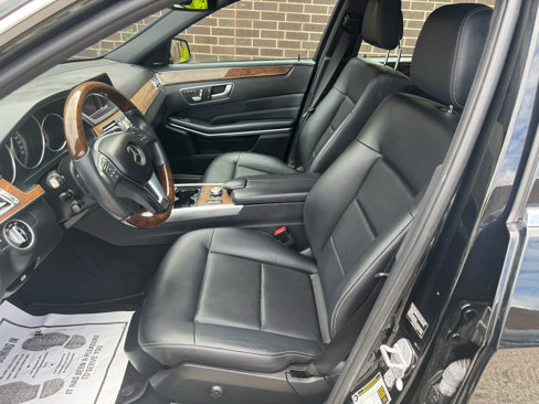 Used 2014 Mercedes-Benz E 350 4MATIC Sedan image 5