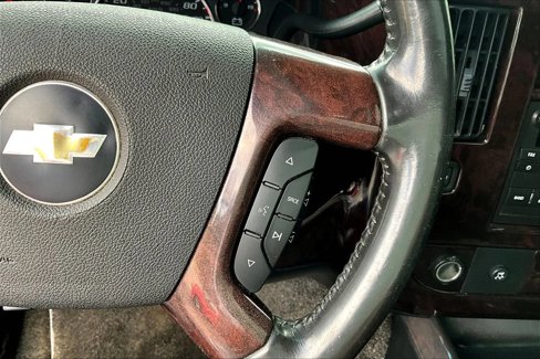 Used 2010 Chevrolet Express 1500 AWD w/ Preferred Equipment Group image 18