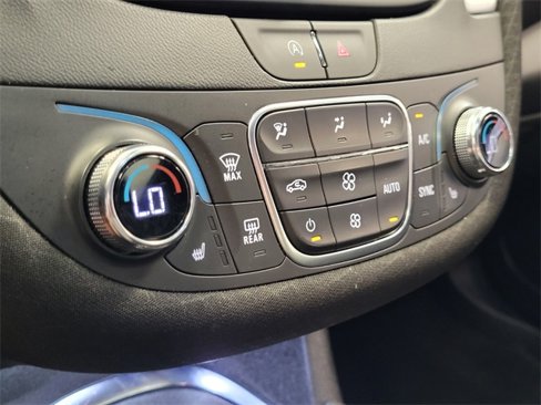 Used 2023 Chevrolet Malibu LT image 20