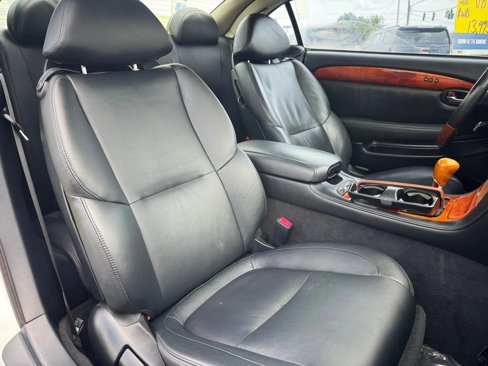 Used 2005 Lexus SC 430 Convertible w/ Preferred Accessory Pkg image 13