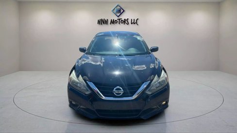 Used 2018 Nissan Altima 2.5 SR image 2