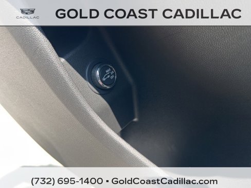 Used 2019 Cadillac XT4 Premium Luxury w/ Cold Weather Package image 17