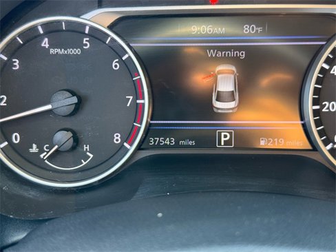 Used 2020 Nissan Sentra SV w/ Lighting Package image 17