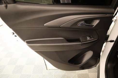 Used 2023 Chevrolet TrailBlazer RS w/ Sun and Liftgate Package image 18