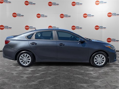 Used 2021 Kia Forte Sedan image 4