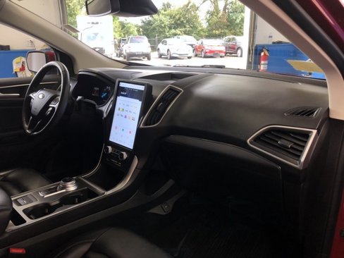Certified 2022 Ford Edge SEL image 11