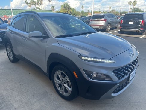 Certified 2022 Hyundai Kona SEL w/ Cargo Package image 4