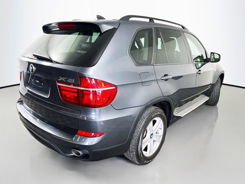 Used 2012 BMW X5 xDrive35d image 7