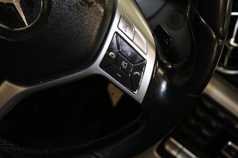 Used 2012 Mercedes-Benz SLK 350 image 34