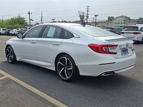 Used 2022 Honda Accord Sport image 4