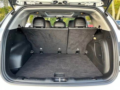 Used 2022 Jeep Compass Limited w/ Sun and Sound Group image 8