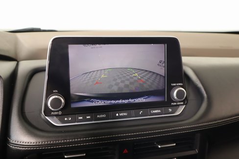 Used 2023 Nissan Rogue S image 6