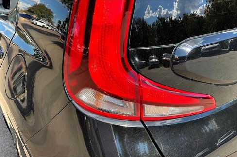 Used 2021 Kia Soul S image 26