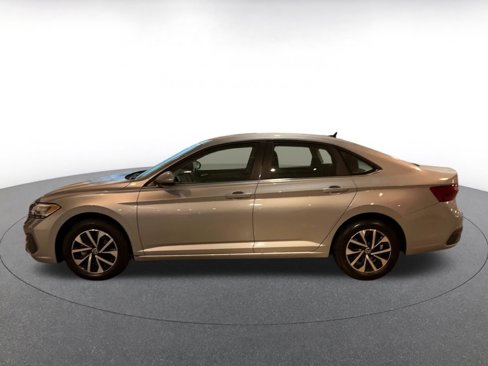 Used 2024 Volkswagen Jetta S image 9