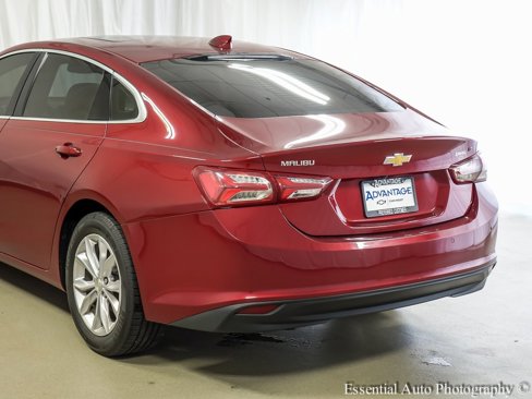 Used 2020 Chevrolet Malibu LT w/ Leather Package image 7