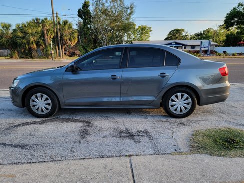 Used 2014 Volkswagen Jetta S image 4