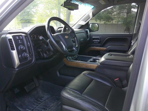 Used 2017 Chevrolet Silverado 1500 LTZ w/ Sport Package image 10