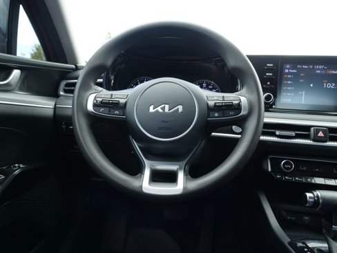 Used 2023 Kia K5 LXS image 20