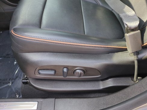 Used 2022 GMC Acadia AT4 w/ Preferred Package image 14
