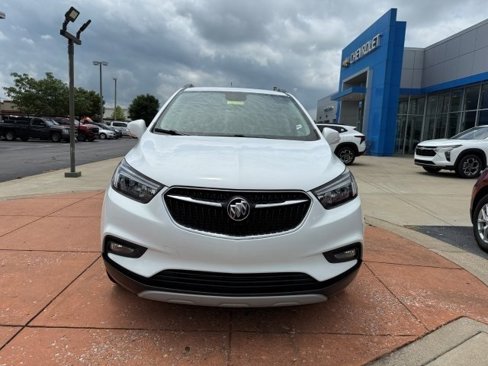 Used 2019 Buick Encore Sport Touring w/ Safety Package image 2