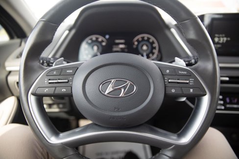 Used 2022 Hyundai Sonata Limited image 11