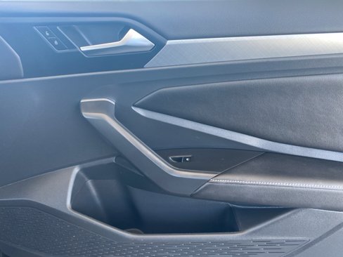 Certified 2022 Volkswagen Jetta SE image 26
