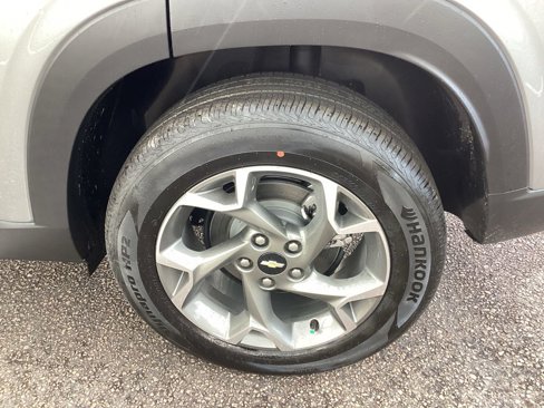 New 2025 Chevrolet Trax LT image 19