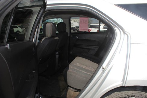 Used 2010 Chevrolet Equinox LT w/ Vehicle Interface Package image 11