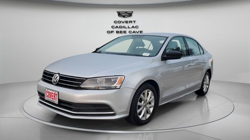 Used 2015 Volkswagen Jetta SE image 3
