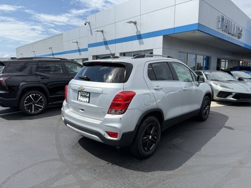 Used 2017 Chevrolet Trax LT image 9