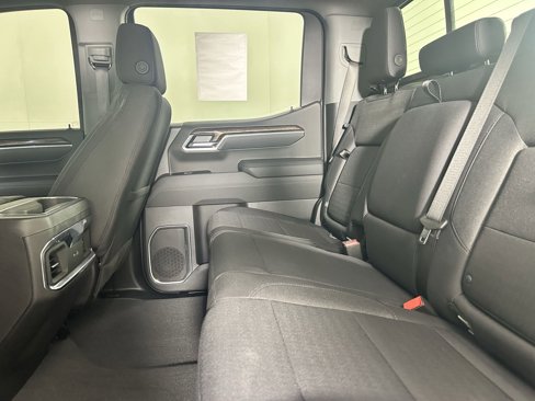Used 2025 GMC Sierra 1500 Elevation w/ Preferred Package image 16