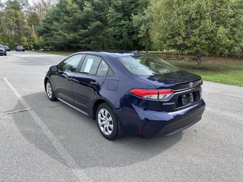 Used 2023 Toyota Corolla LE image 5