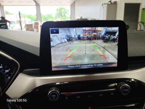 Used 2020 Ford Escape SE image 34