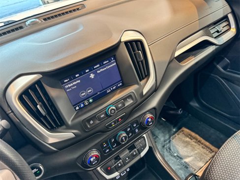 Certified 2022 GMC Terrain SLE w/ Driver Convenience Package image 42