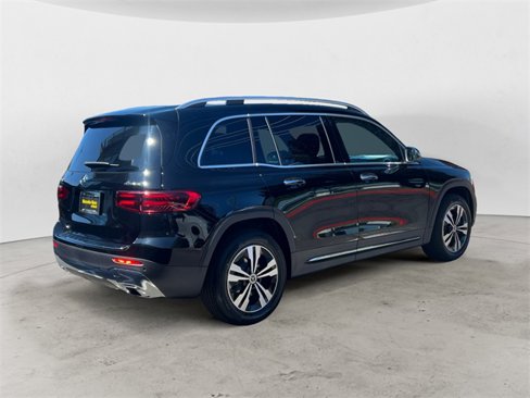 New 2025 Mercedes-Benz GLB 250 4MATIC image 5