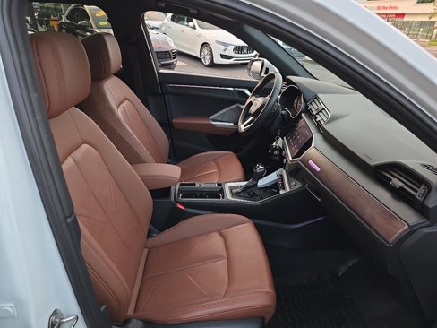 Used 2022 Audi Q3 2.0T Premium Plus image 40