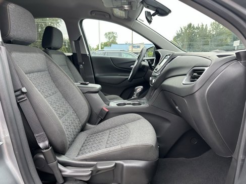 Used 2023 Chevrolet Equinox LT image 7