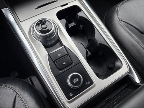 Used 2022 Ford Explorer Limited w/ Limited Technology Package image 21