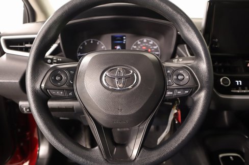 Used 2024 Toyota Corolla LE image 3